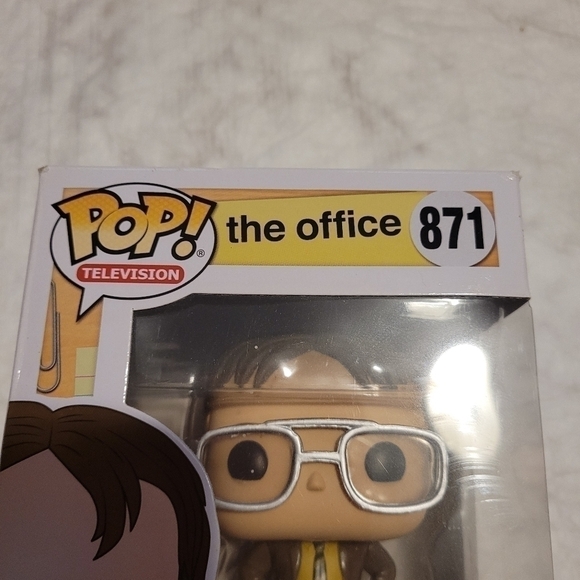 Funko Pop Dwight Schrute The Office #871 - Picture 4 of 12